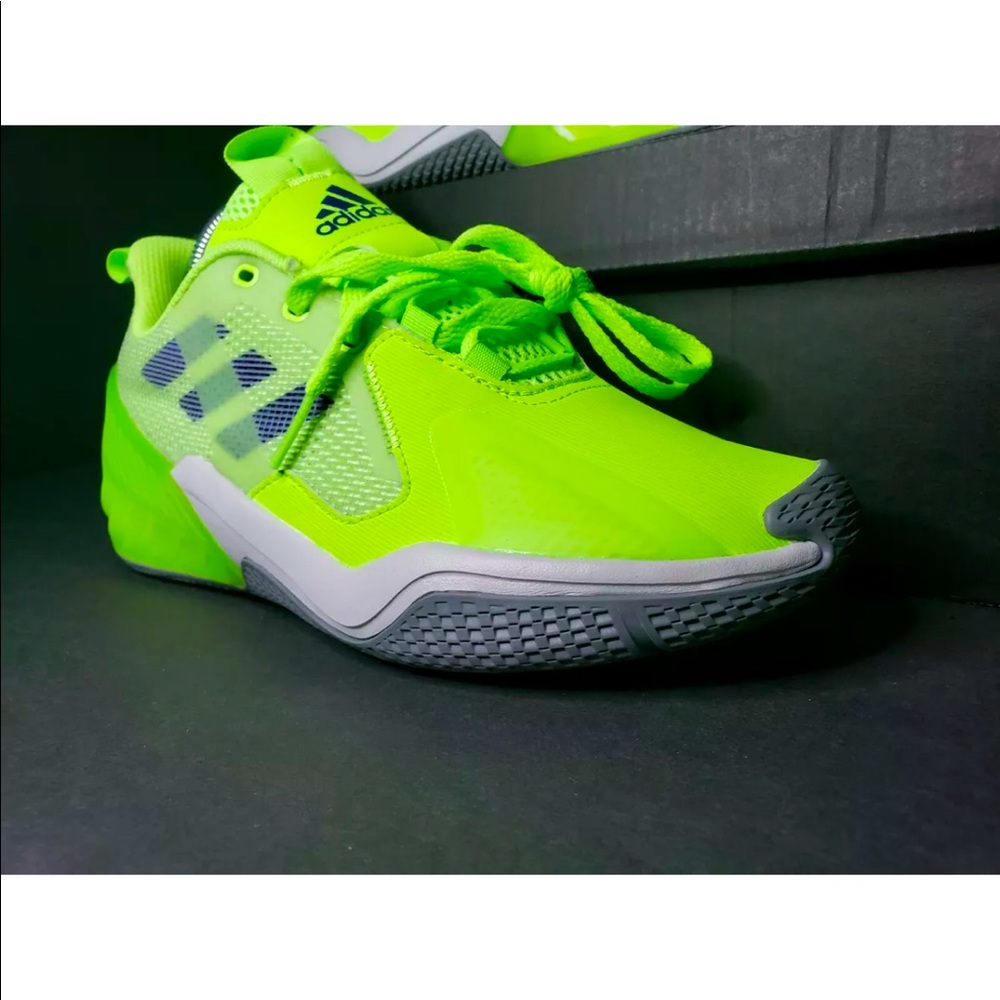 Adidas 4Uture One J youth size 5